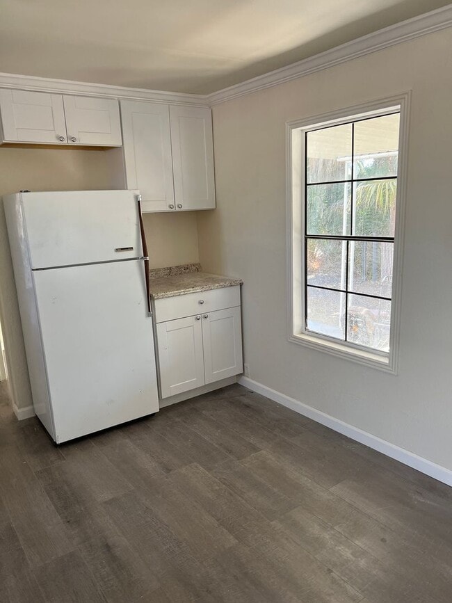 Building Photo - Single Family Rental