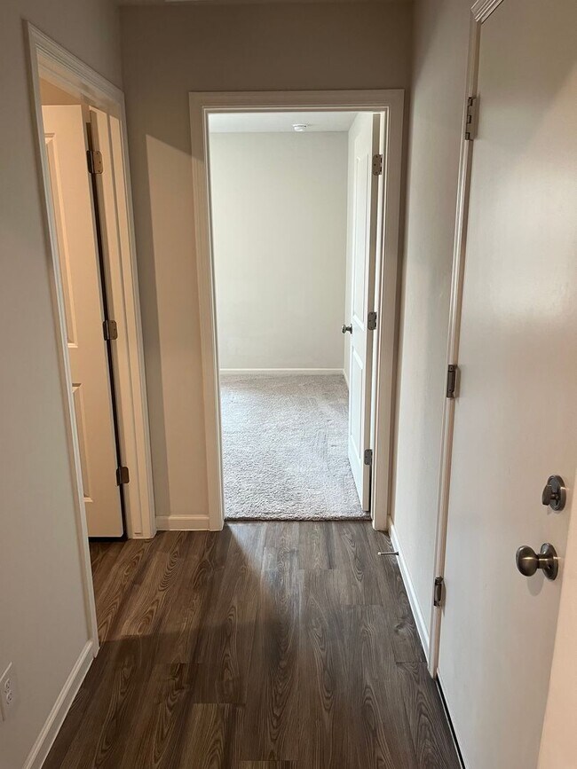 Building Photo - Beautiful 4 Bedroom 3 Bathroom home in the highly desired neighborhood at Canyons at Whetstone in...