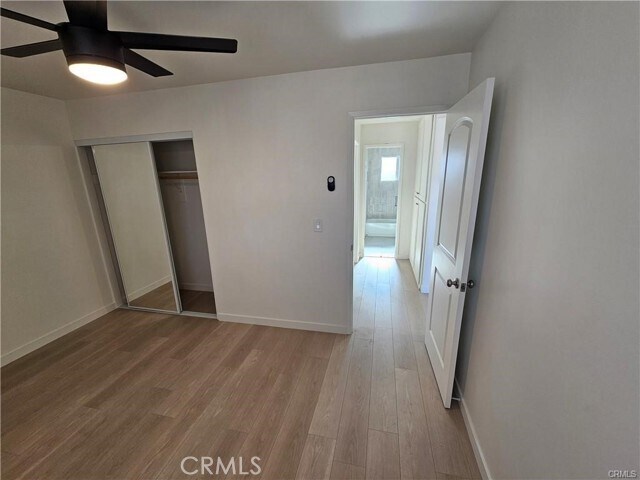 Building Photo - 554 E Hurst St