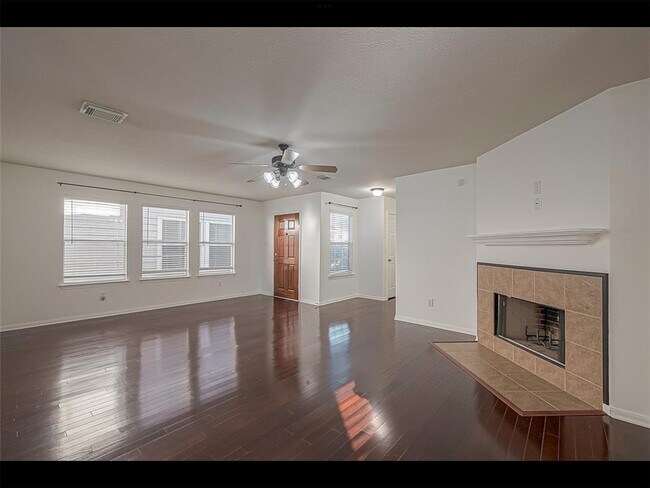 Building Photo - 10819 Waterfern Ct