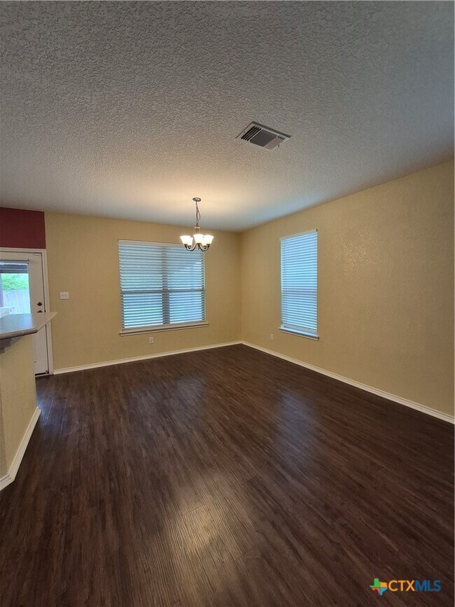 Building Photo - 1492 Jordan Crossing