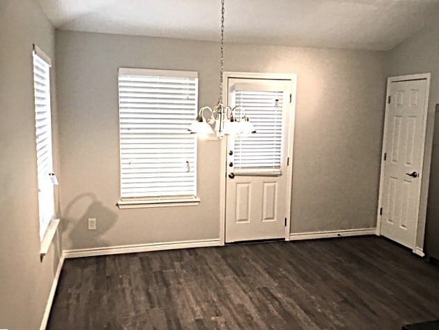 Building Photo - 22327 Highland Point Ln