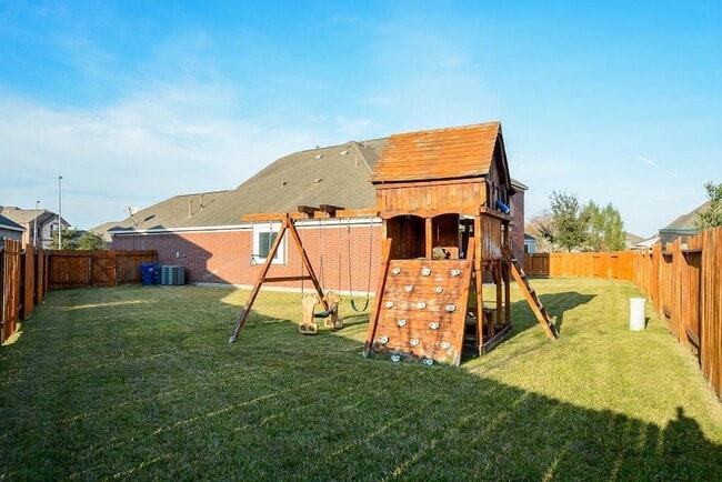 Building Photo - 25939 Celtic Terrace Dr