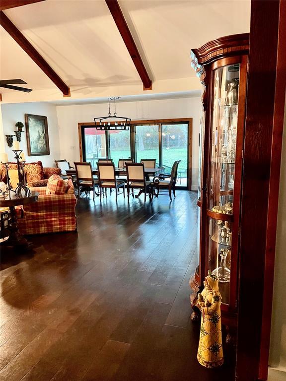 Building Photo - 705 Lisa Dr