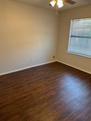 Building Photo - 204 Melody Cir