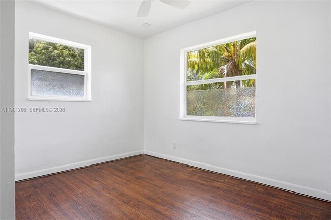 Building Photo - 2280 SW 43rd Ave