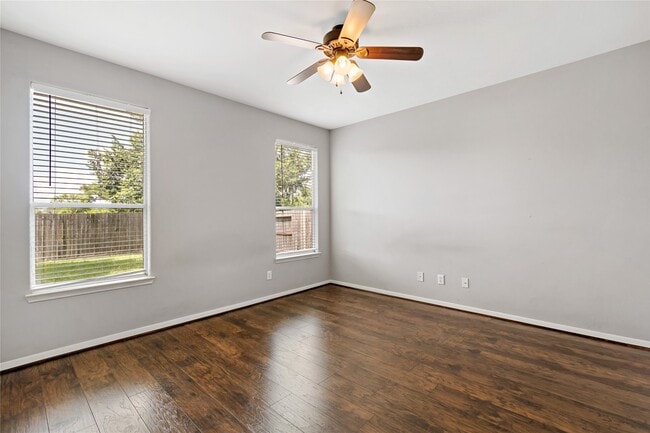 Building Photo - 5425 Jefferson St