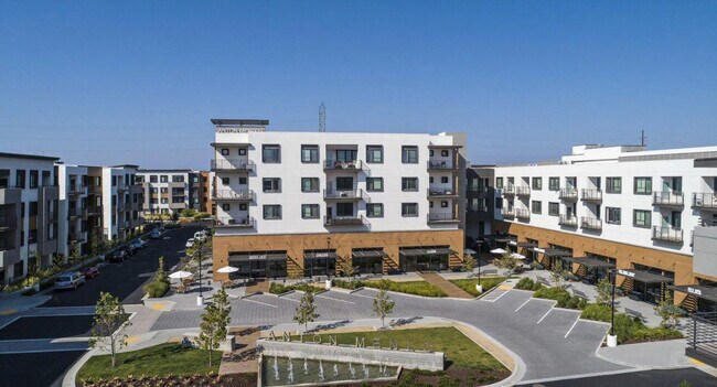 Building Photo - 3639 Haven Ave