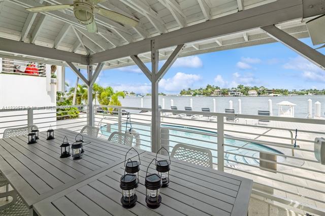 Building Photo - 405 N Hibiscus Dr