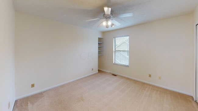 Building Photo - 6498 Ringsend Ct
