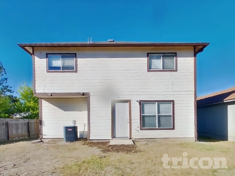 Building Photo - 10170 Paddlefish Creek