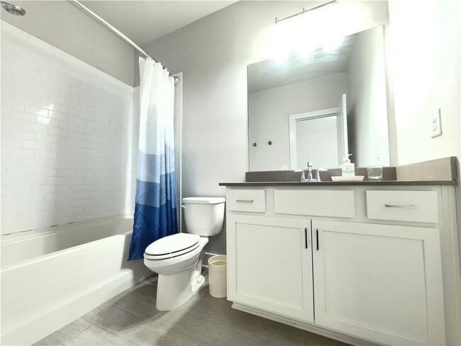 Building Photo - 3797 Oxford Cir