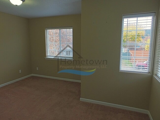 Building Photo - 3-Bedroom Home in Central Coeur d'Alene wi...