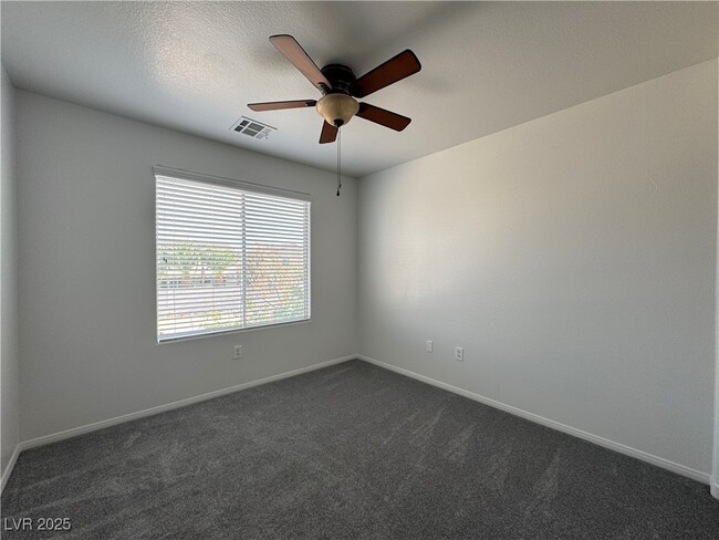 Building Photo - 9934 Juniper Haven Ave