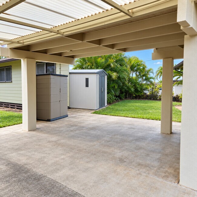 Building Photo - 1551 Kuahaka St