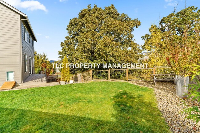 Building Photo - Gorgeous Home for Rent