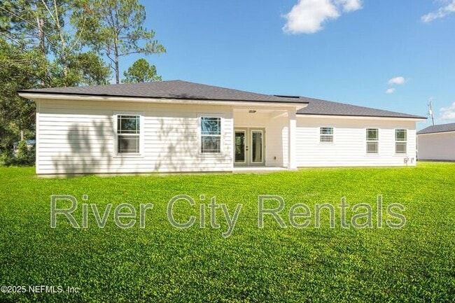 Building Photo - 9261 Dolphin St