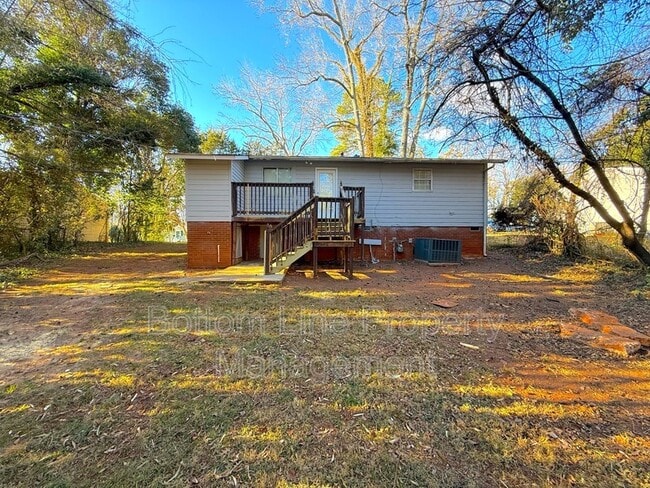 Building Photo - 2719 Thornton Rd