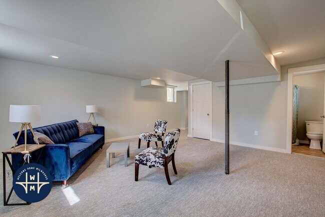 Building Photo - 1624 E Belleview Pl