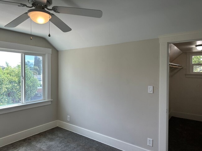 Building Photo - Newly Renovated-Victorian Style home San B...