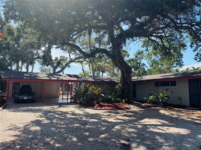 Building Photo - 4830 Higel Ave
