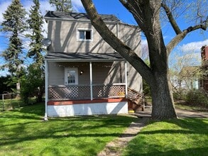 Building Photo - 3BR Retreat Minutes from The Waterfront Shopping & Dining