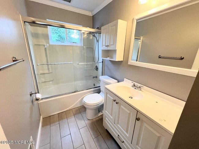 Building Photo - 43 Mercury Cir