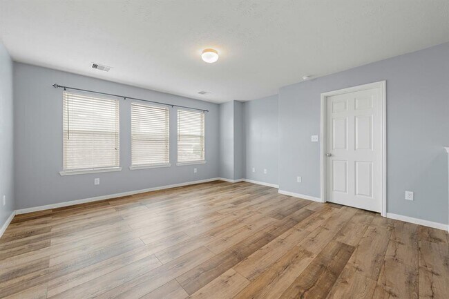Building Photo - 15110 Spring Sun Ct