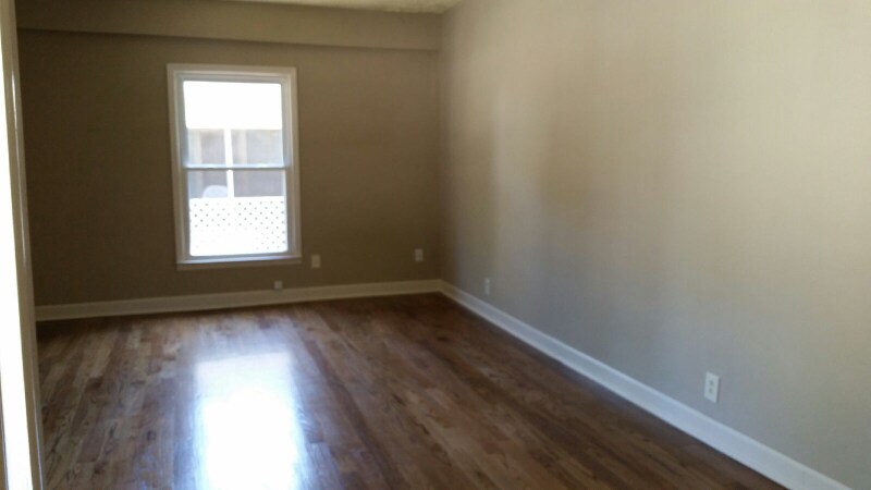 Building Photo - 18 Salbide Ave