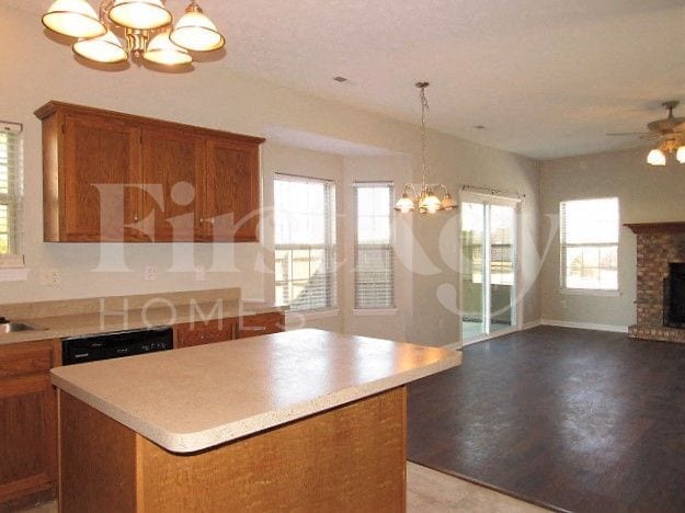 Building Photo - 1780 White Oak Way