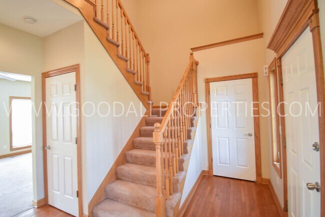 Building Photo - Spacious 4-Bedroom Johnston Home with 3-Car Garage