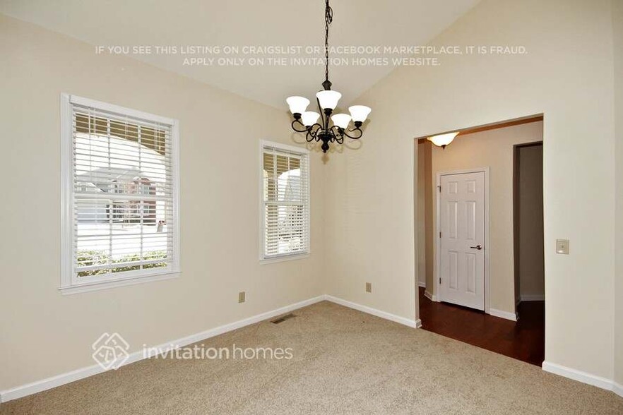 Building Photo - 503 Autumn Ridge Dr