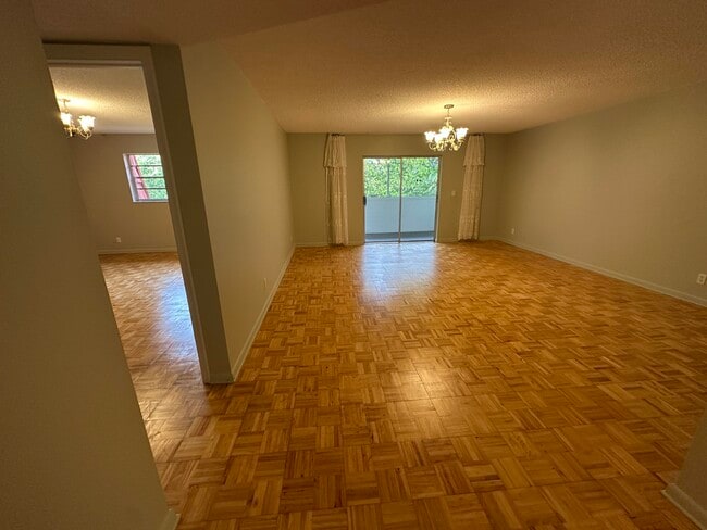 Building Photo - 22615 SW 66th Ave