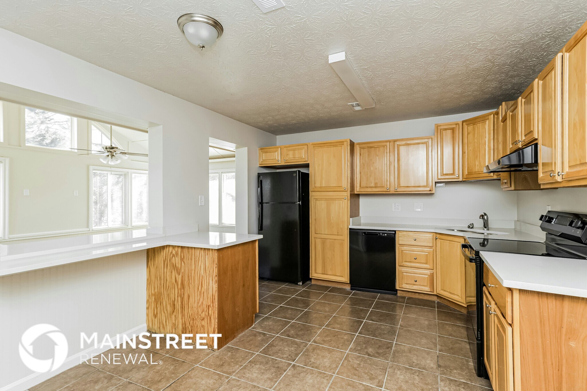 Building Photo - 155 N Hampton Dr