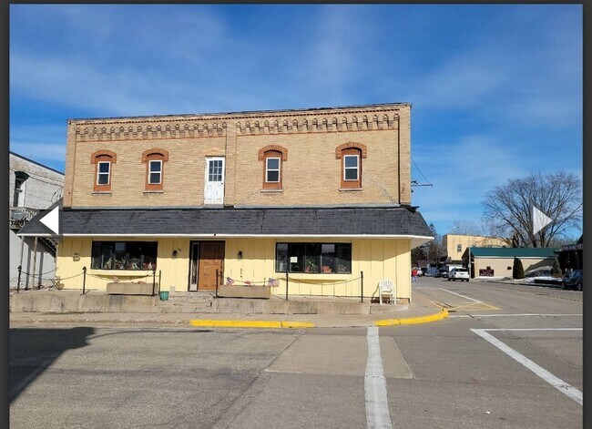 Building Photo - 100 N Lake Ave