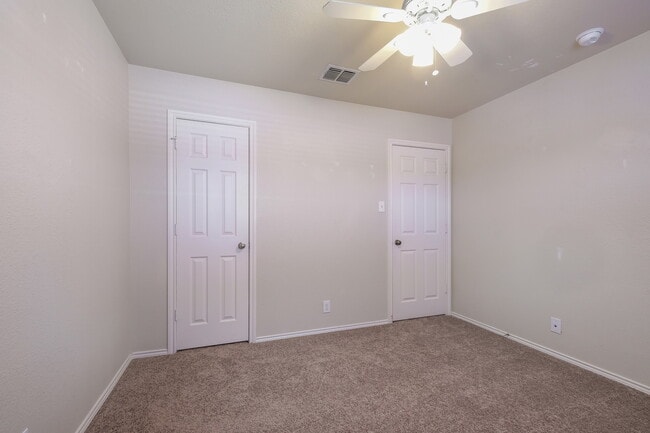Building Photo - ***APPLICATION CURRENTLY UNDER REVIEW***MO...