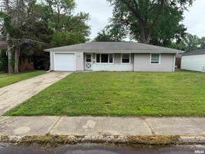 Building Photo - 2624 N Renwood Ave
