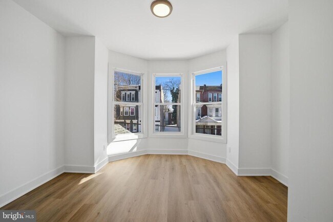 Building Photo - 3626 N 19th St