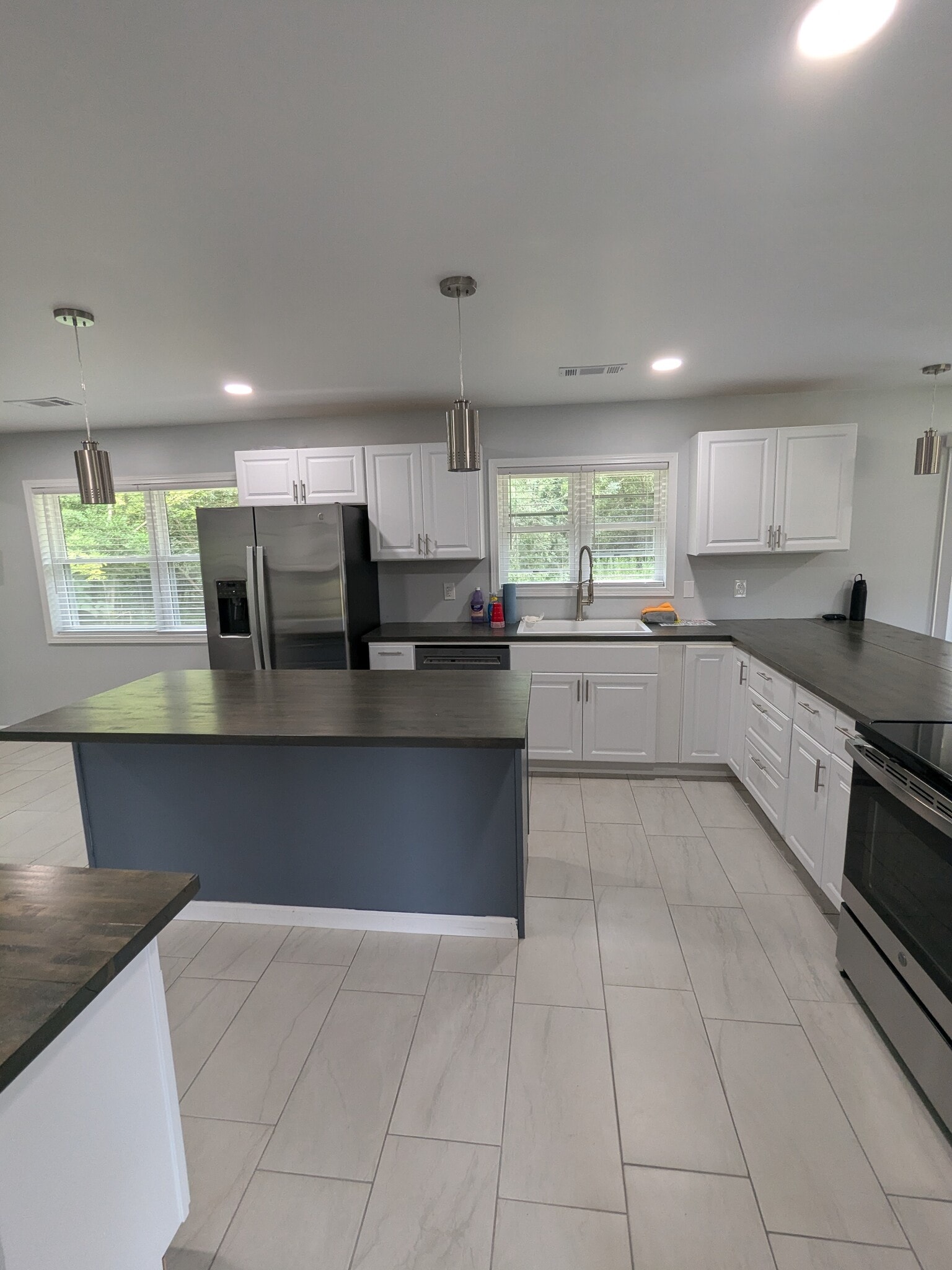 Building Photo - 804 Wright St