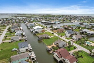 Building Photo - 21812 Frio Dr