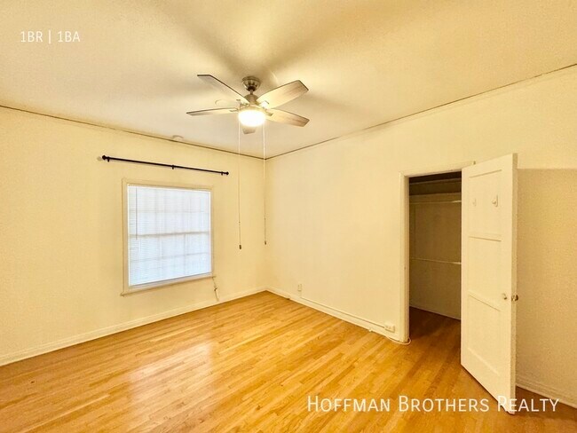 Building Photo - 107 N Harper Ave