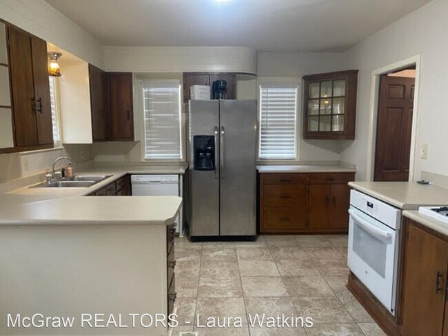 Building Photo - 3 br, 2 bath House - 2144 E. 31st St.