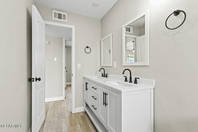 Building Photo - 7917 San Paulo Dr