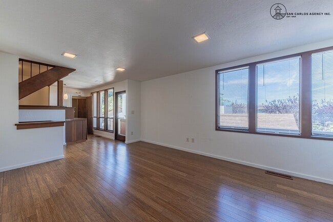 Building Photo - Three Bedroom Three Bath Home in Monterey with Ocean Views