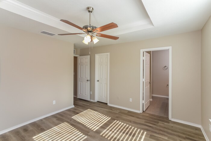 Building Photo - 10418 Castello Cyn