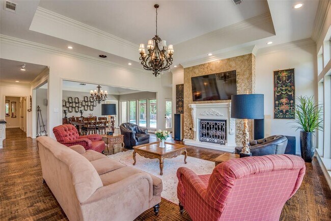 Building Photo - 5812 Richwater Dr