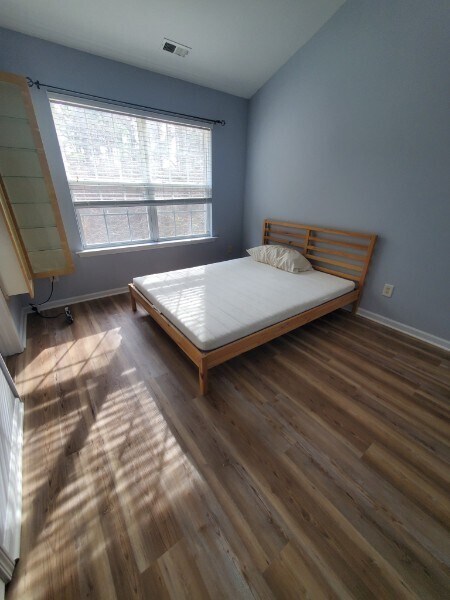 2nd Upstairs Bedroom - 7802 Averette Field Dr
