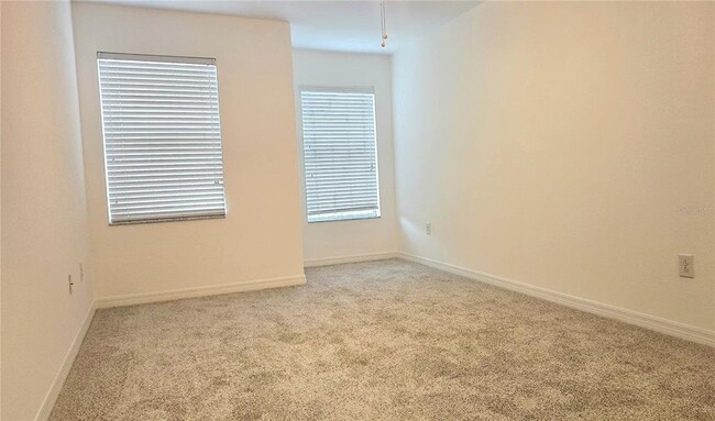 Building Photo - 405 Carina Cir