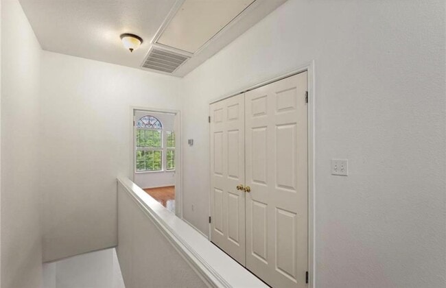 Building Photo - 12401 Los Indios Trail