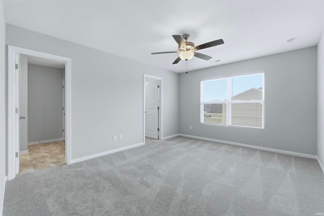 Building Photo - 3595 Canal Square Dr